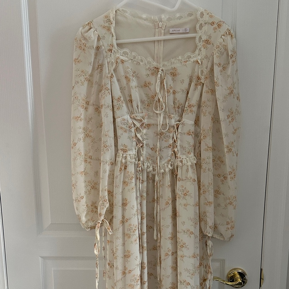 Floral Long Sleeve Dress - Cream